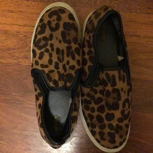 Leopard slip on shoes